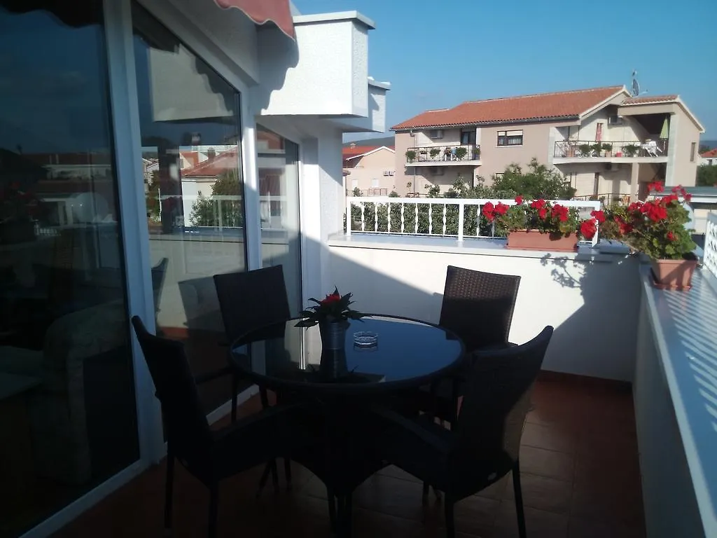 Apartment Villa Fontana Sukosan Croatia